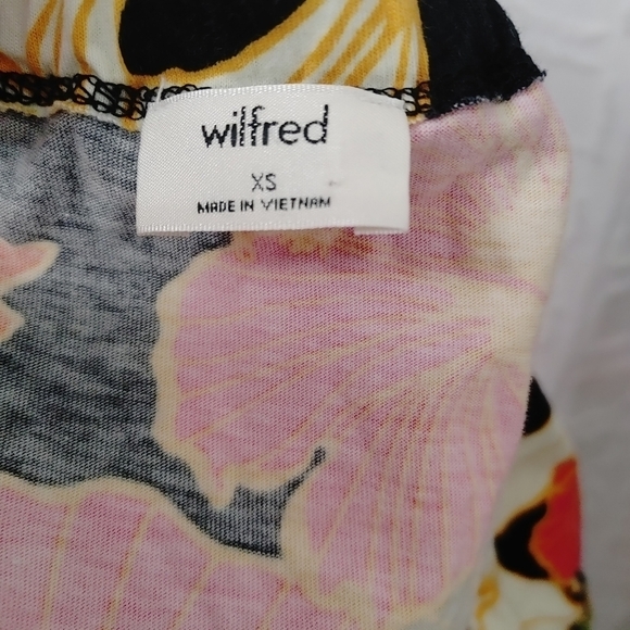 ARITZIA Wilfred Floral Crop Top Size XS - Picture 8 of 12